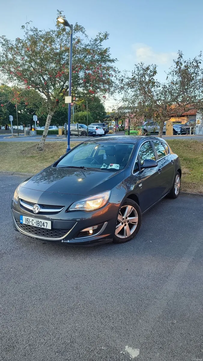 Vauxhall Astra 2015 NEW NCT 09/27 - Image 1