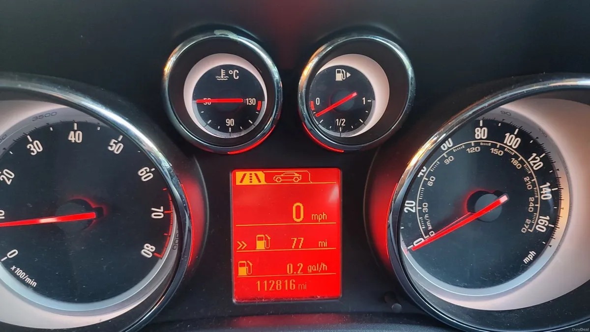 Vauxhall Astra 2015 NEW NCT 09/27 - Image 4