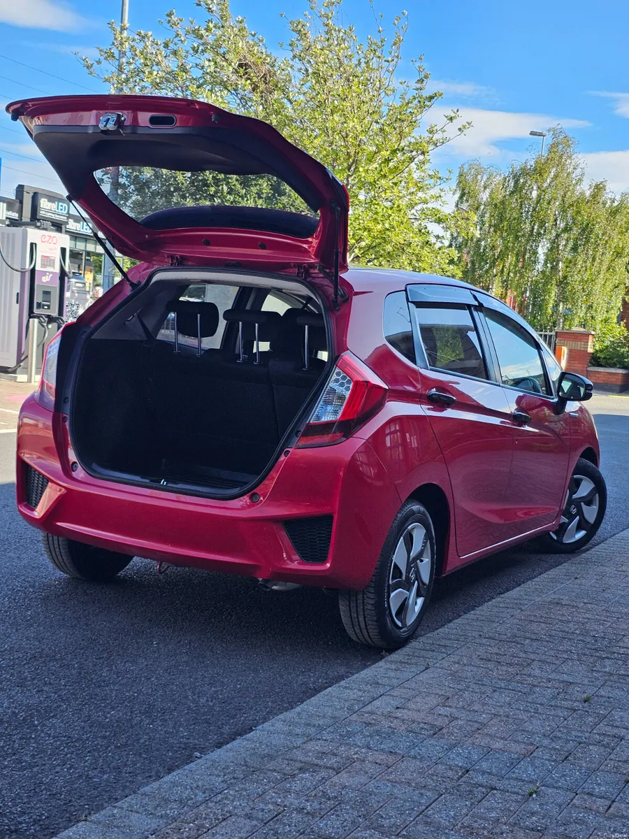 Honda Fit 2013 Automatic - Image 4