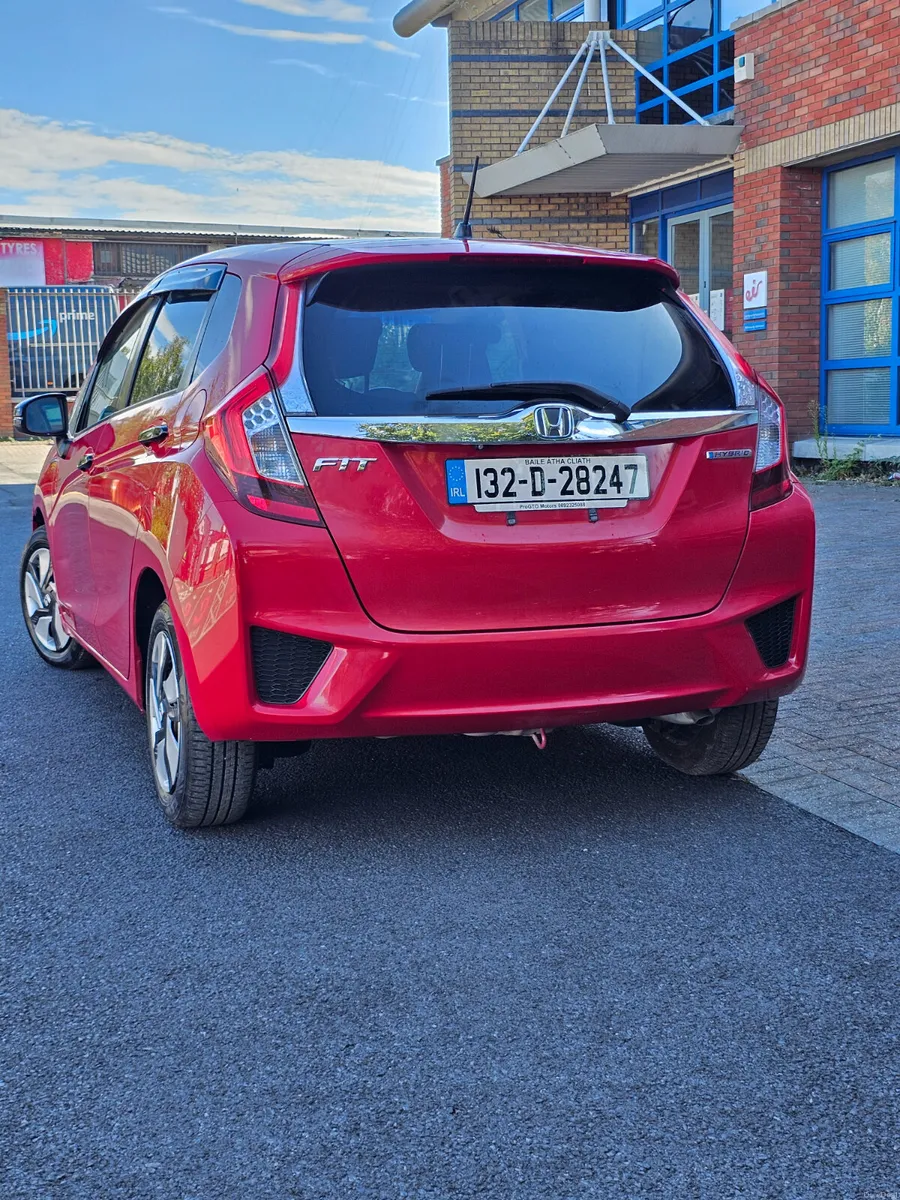 Honda Fit 2013 Automatic - Image 6