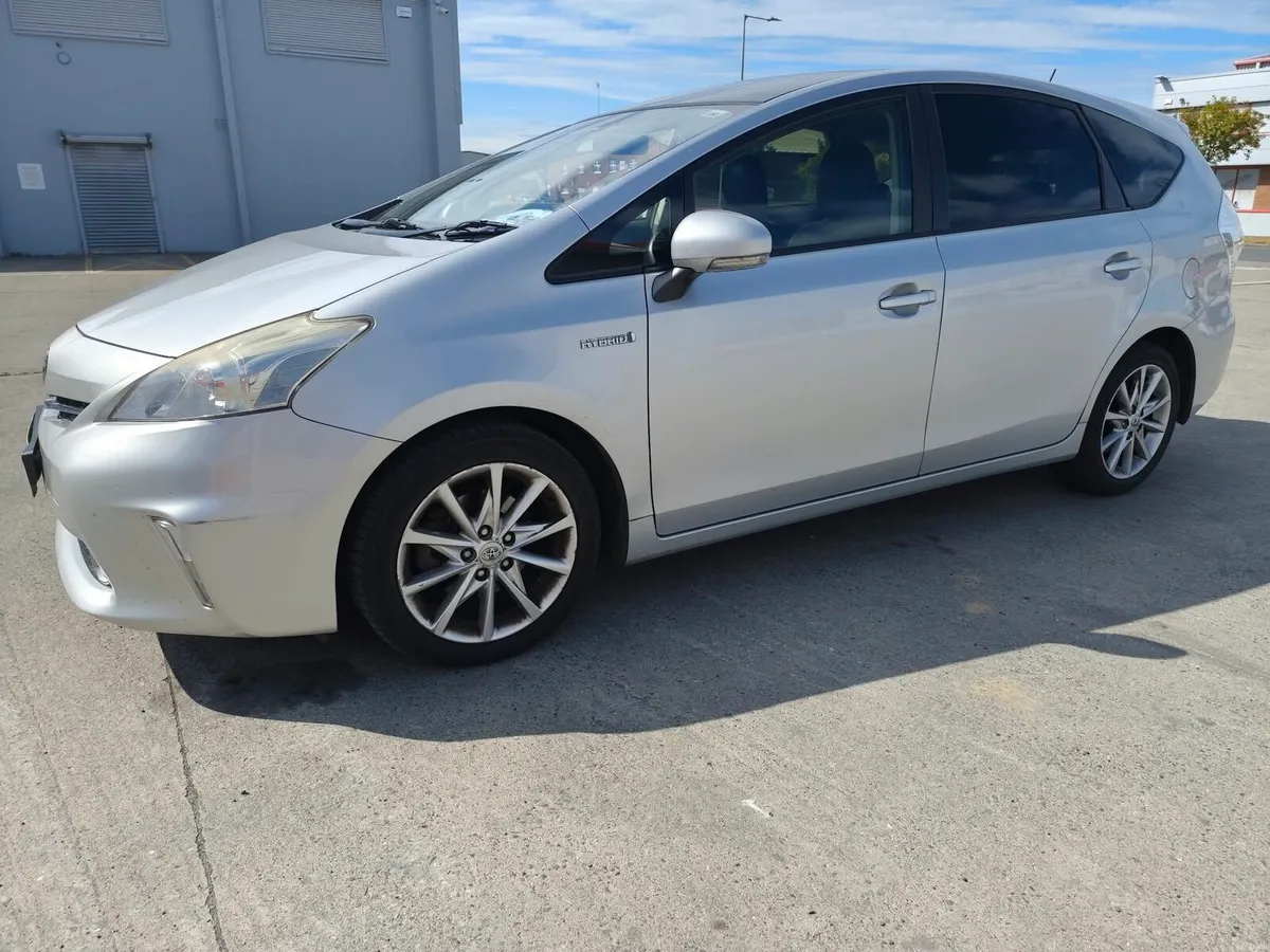 Toyota Prius +7 Seats NCT 08/27 - Image 3