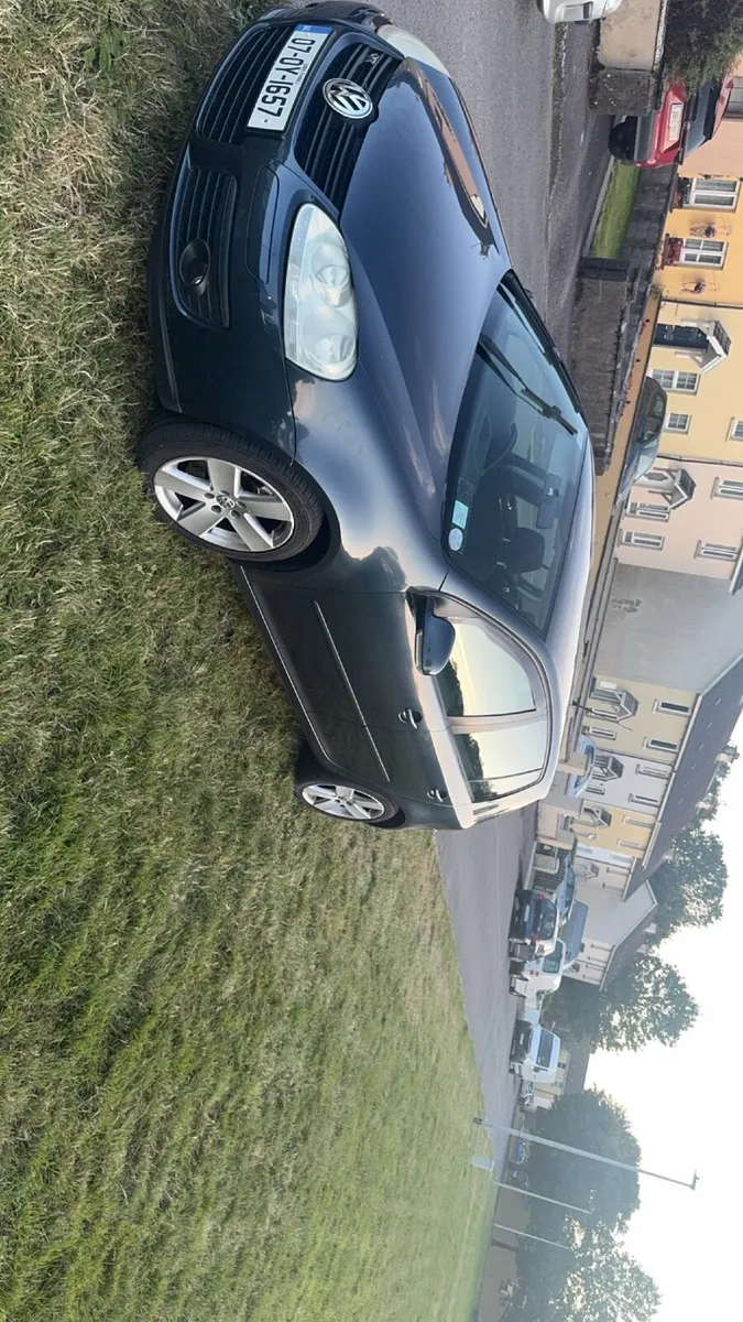 2007 Volkswagen Golf - Image 3