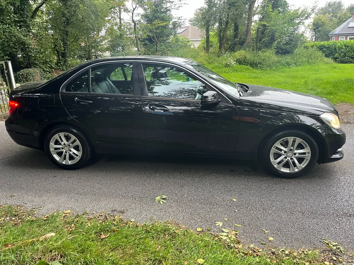 2014 MERCEDES BENZ C200(lOW KMS) - Image 3