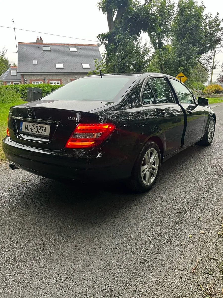 2014 MERCEDES BENZ C200(lOW KMS) - Image 5