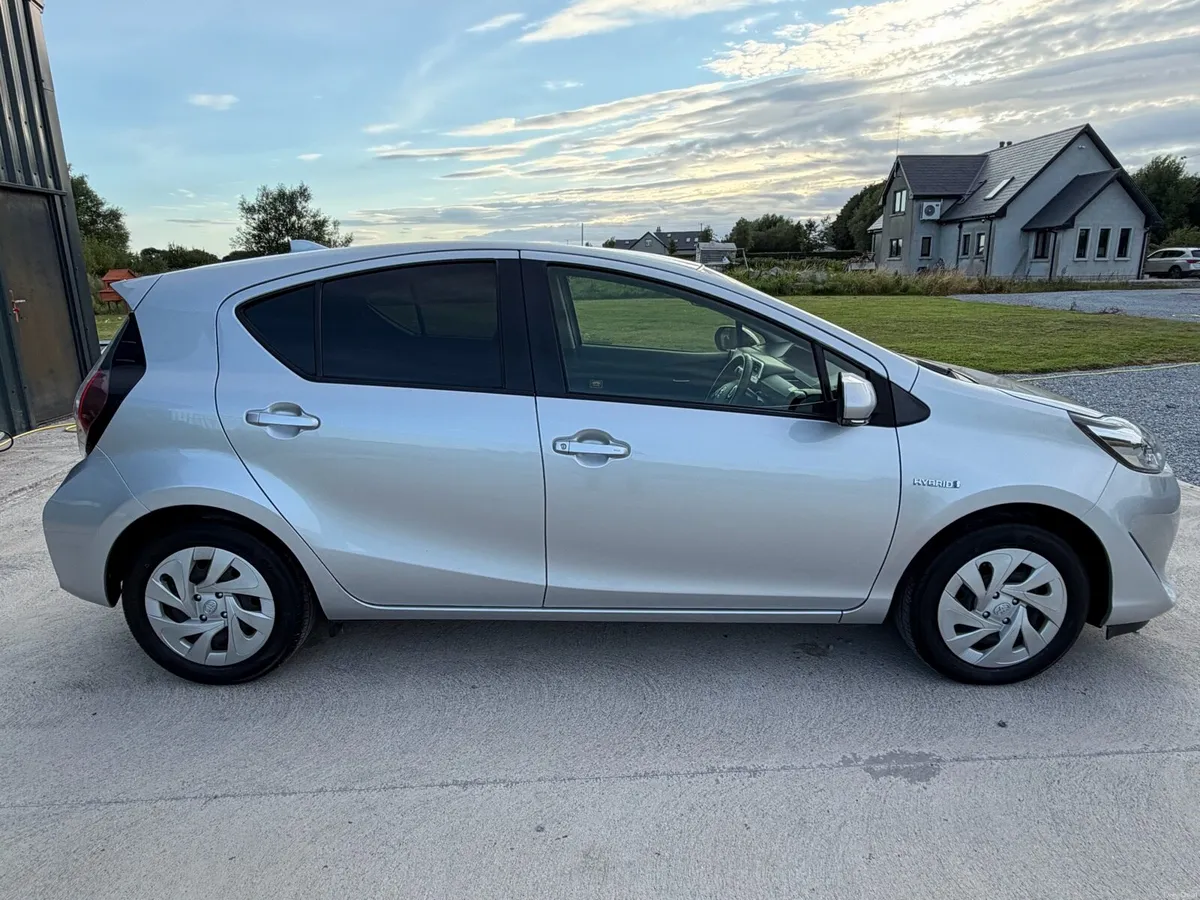 2020 Toyota Aqua 1.5 Hybrid - Image 4