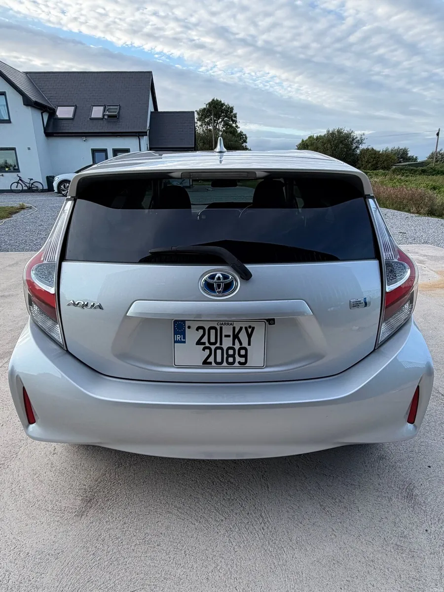 2020 Toyota Aqua 1.5 Hybrid - Image 6