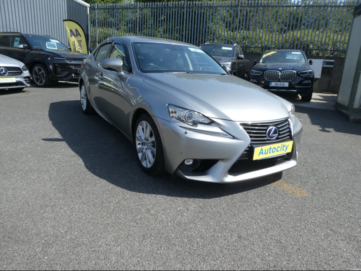 Lexus IS 300 H 2.5 LUXURY CVT AUTO 4DR - Image 1