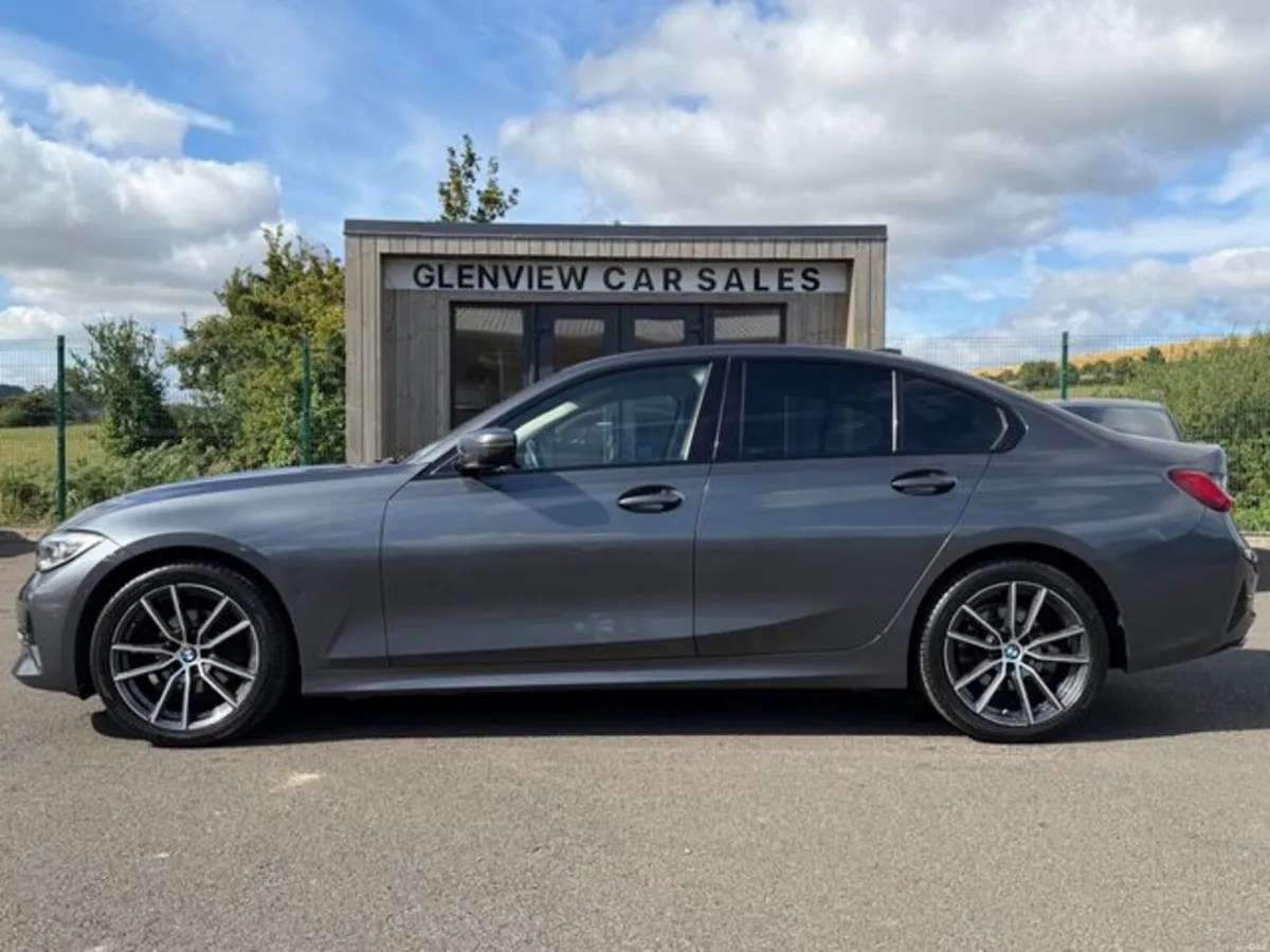BMW 3-Series 318D SPORT - FULL HISTORY - Image 4