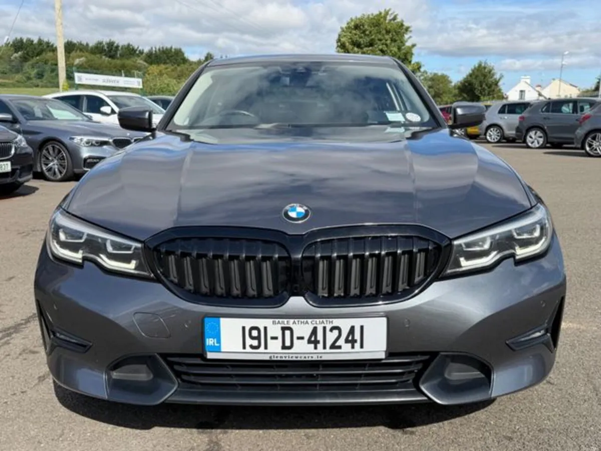 BMW 3-Series 318D SPORT - FULL HISTORY - Image 2