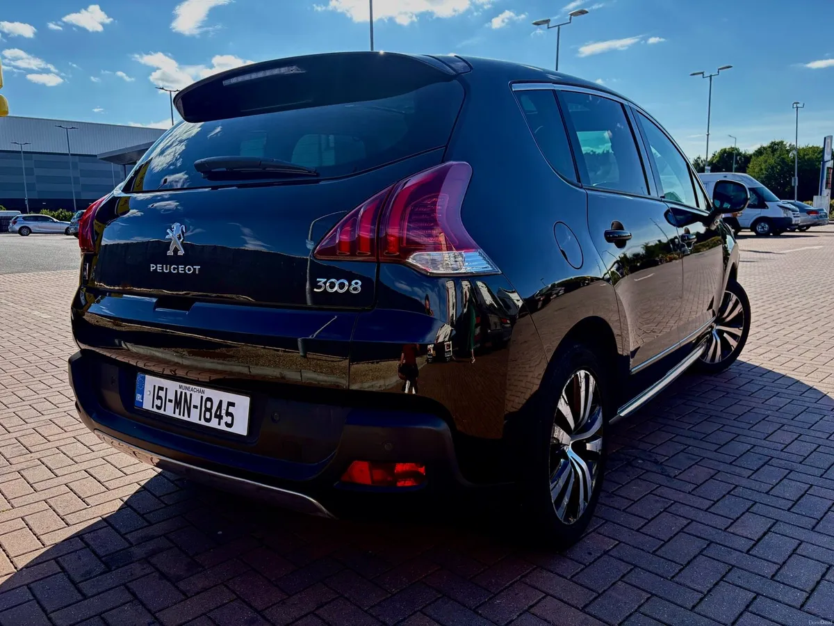 Peugeot 3008 4Hybrid 2015 - Image 3