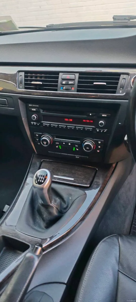 Bmw 318d estate - Image 6