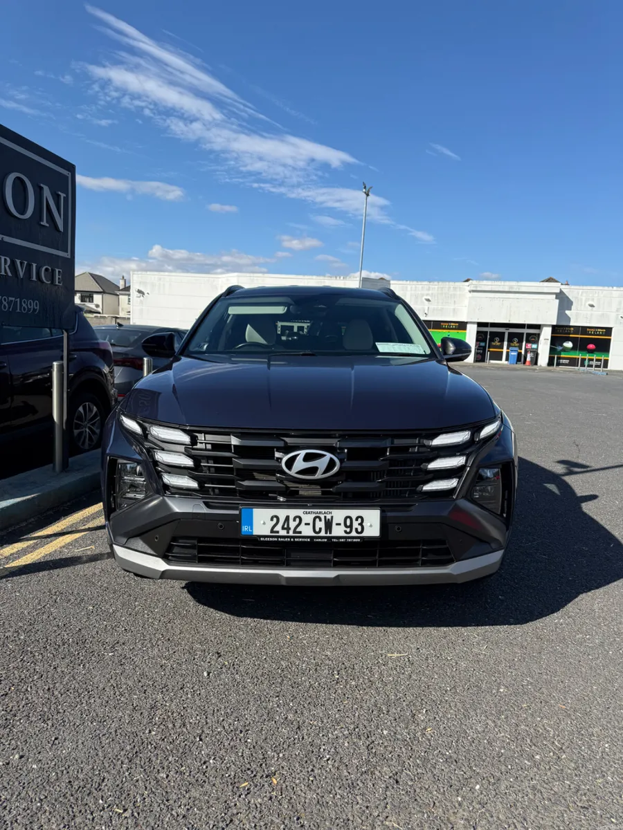 242 Hyundai Tucson 1.6 Diesel Executive- New Model - Image 3