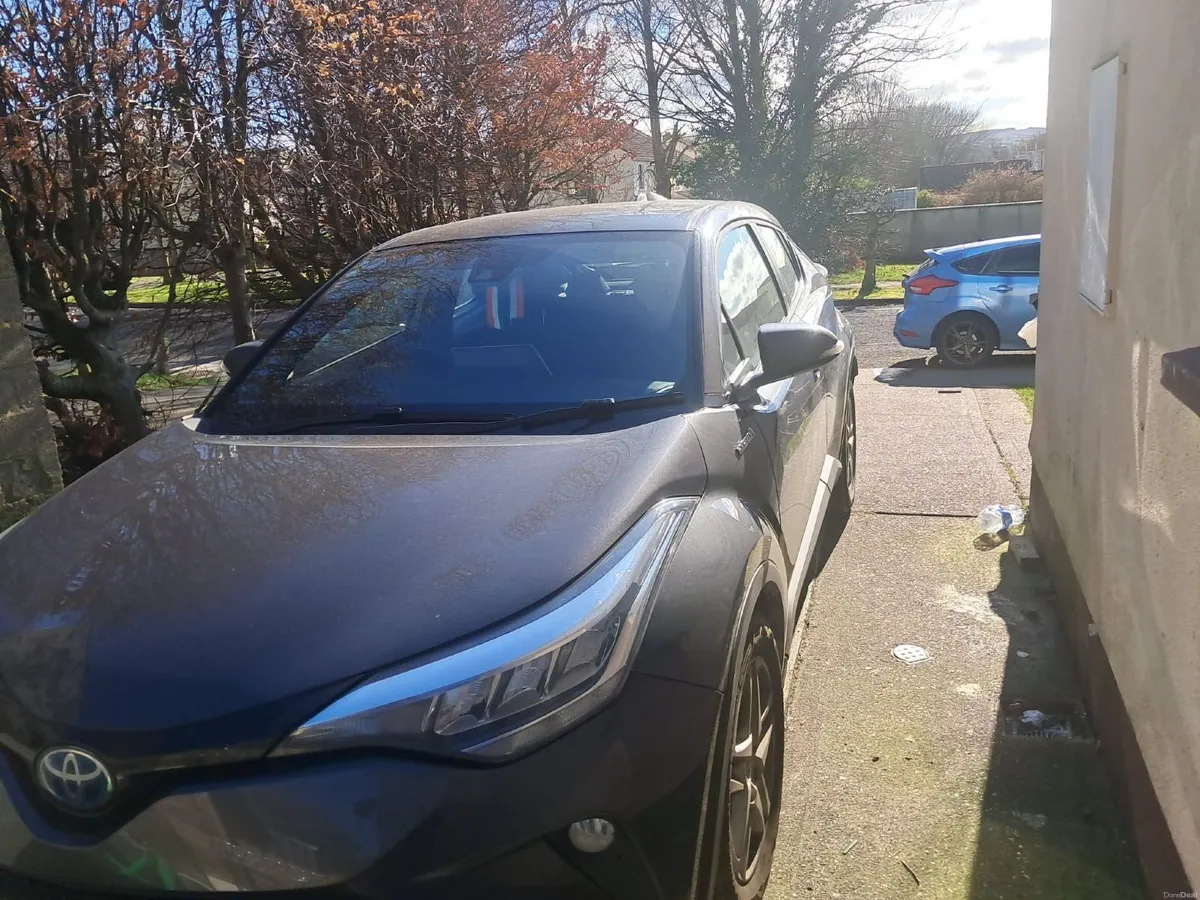 Car - Image 1