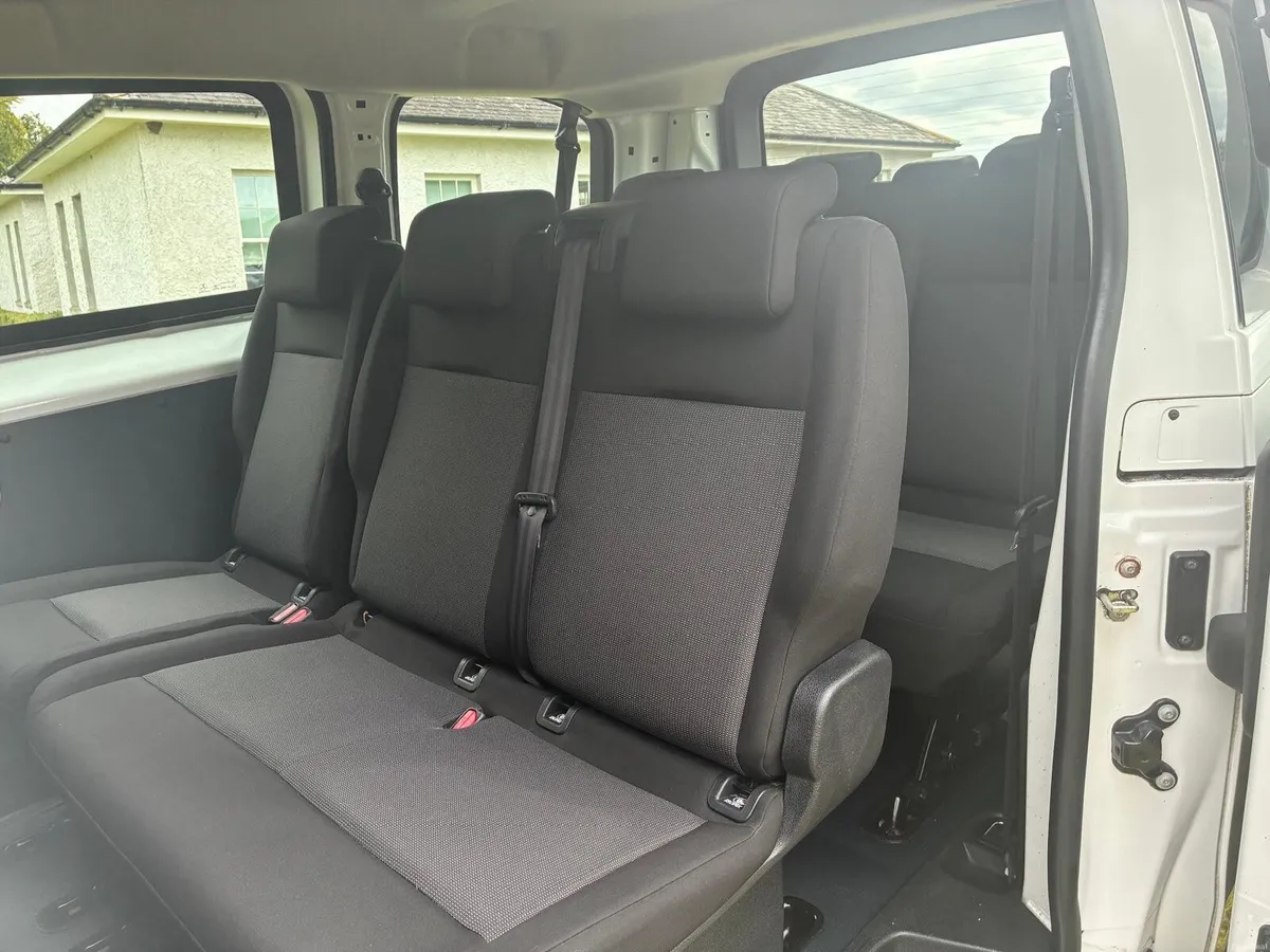 Opel Vivaro 2022 E-VIVARO COMBI L1 FULLY ELECTRIC - Image 6
