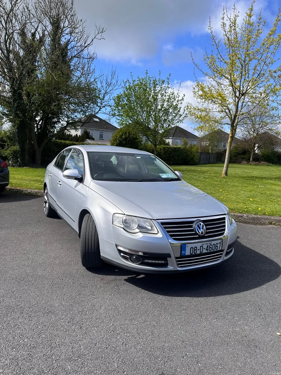 Volkswagen Passat 2008 - Image 1