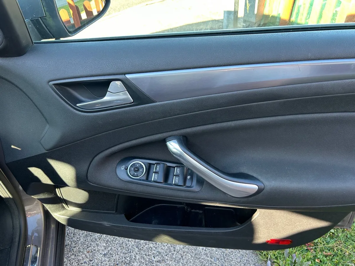 Ford Mondeo 2010 - Image 4