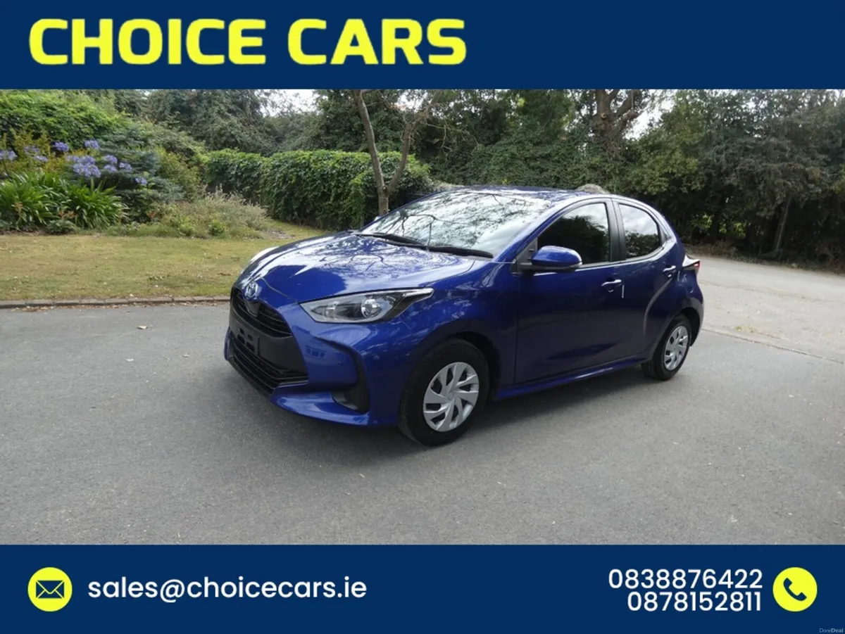 Toyota Yaris 1.5 AUTO HYBRID - Image 2