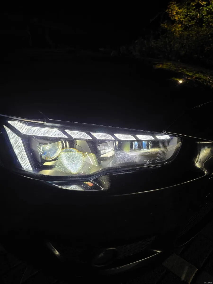 Mitsubishi Lancer 2010 - Image 3