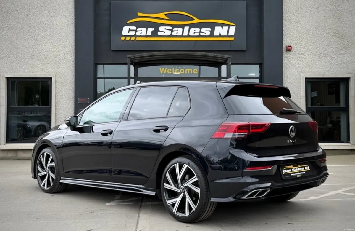 2.0 TDI R-Line Hatchback 5dr Diesel DSG Euro 6 (s/ - Image 4