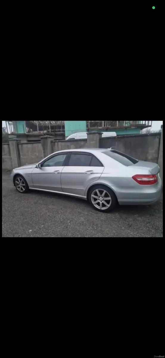 Mercedes E class 220 - Image 3