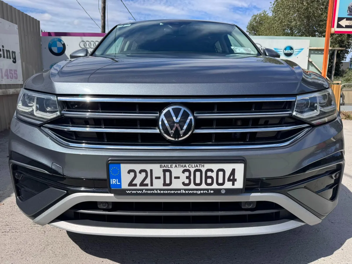 2022 VW Tiguan 2.0 TDI 150HP Elegance DSG 7 Seater - Image 4