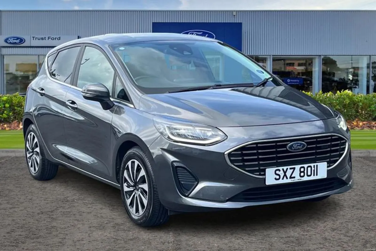Ford Fiesta 1.0 EcoBoost Hybrid mHEV 125 Titanium - Image 1