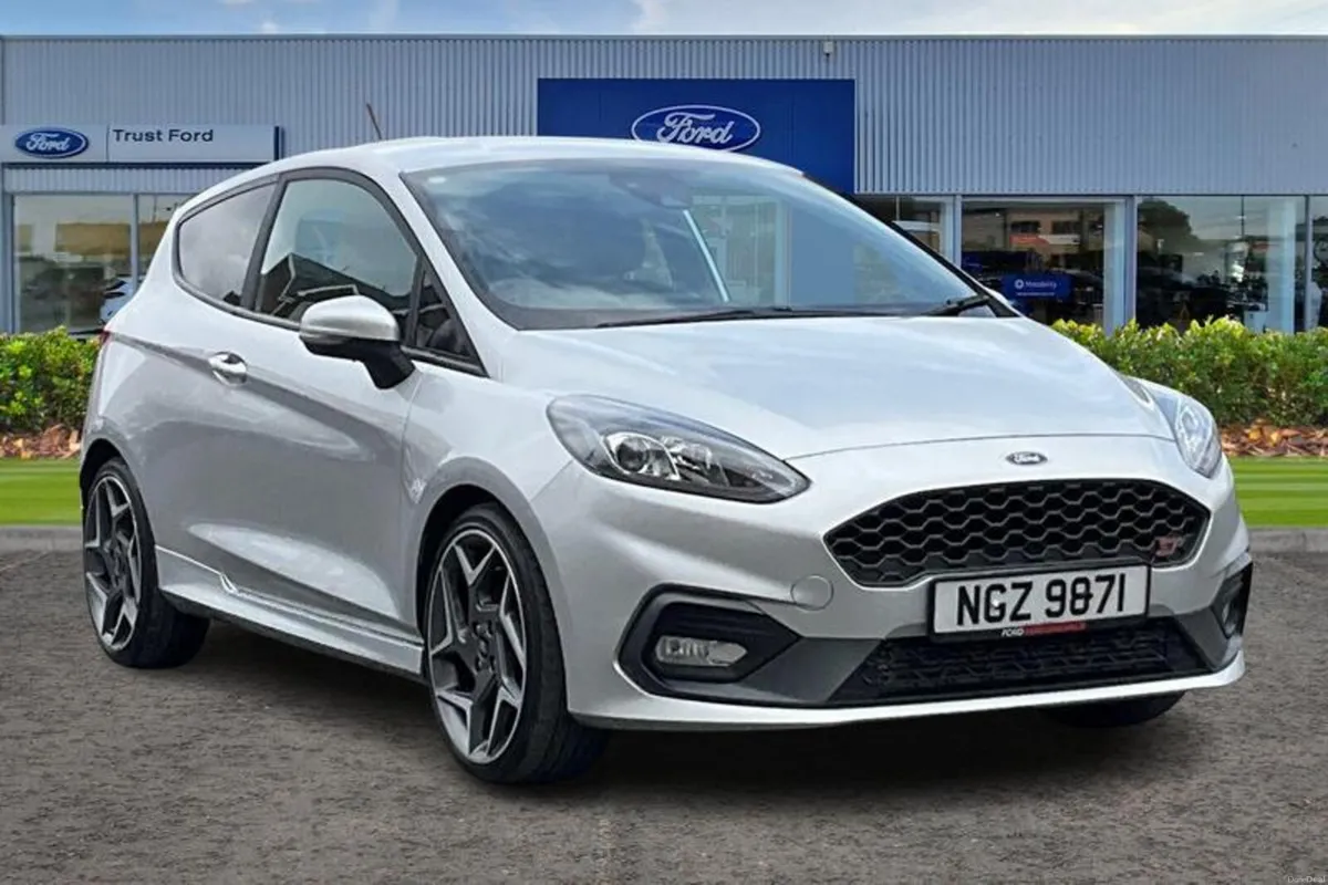 Other Other 1.5 EcoBoost ST-3 3dr - Image 1