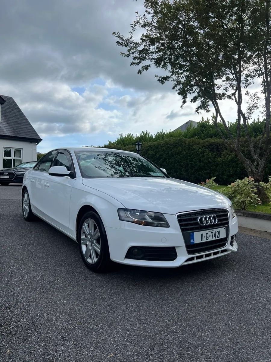 2011 Audi a4 - Image 1