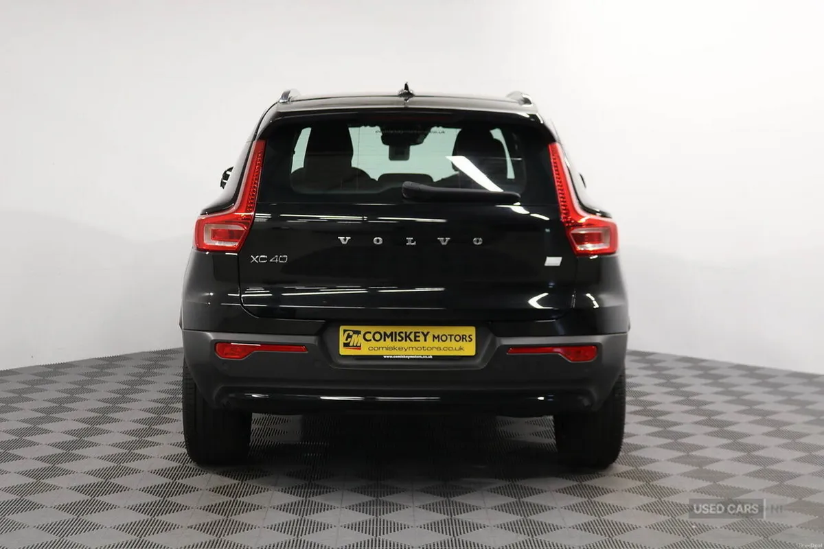 Volvo XC40 h T4 Plus - Image 5