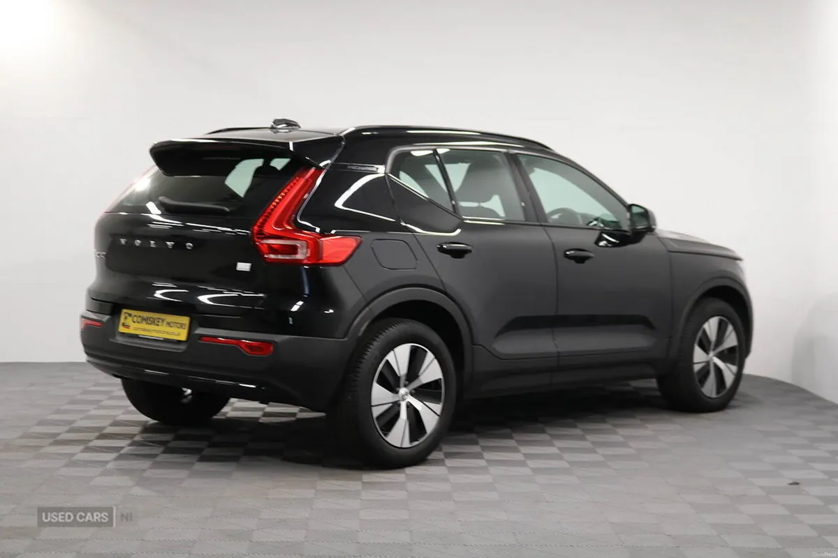 Volvo XC40 h T4 Plus - Image 6