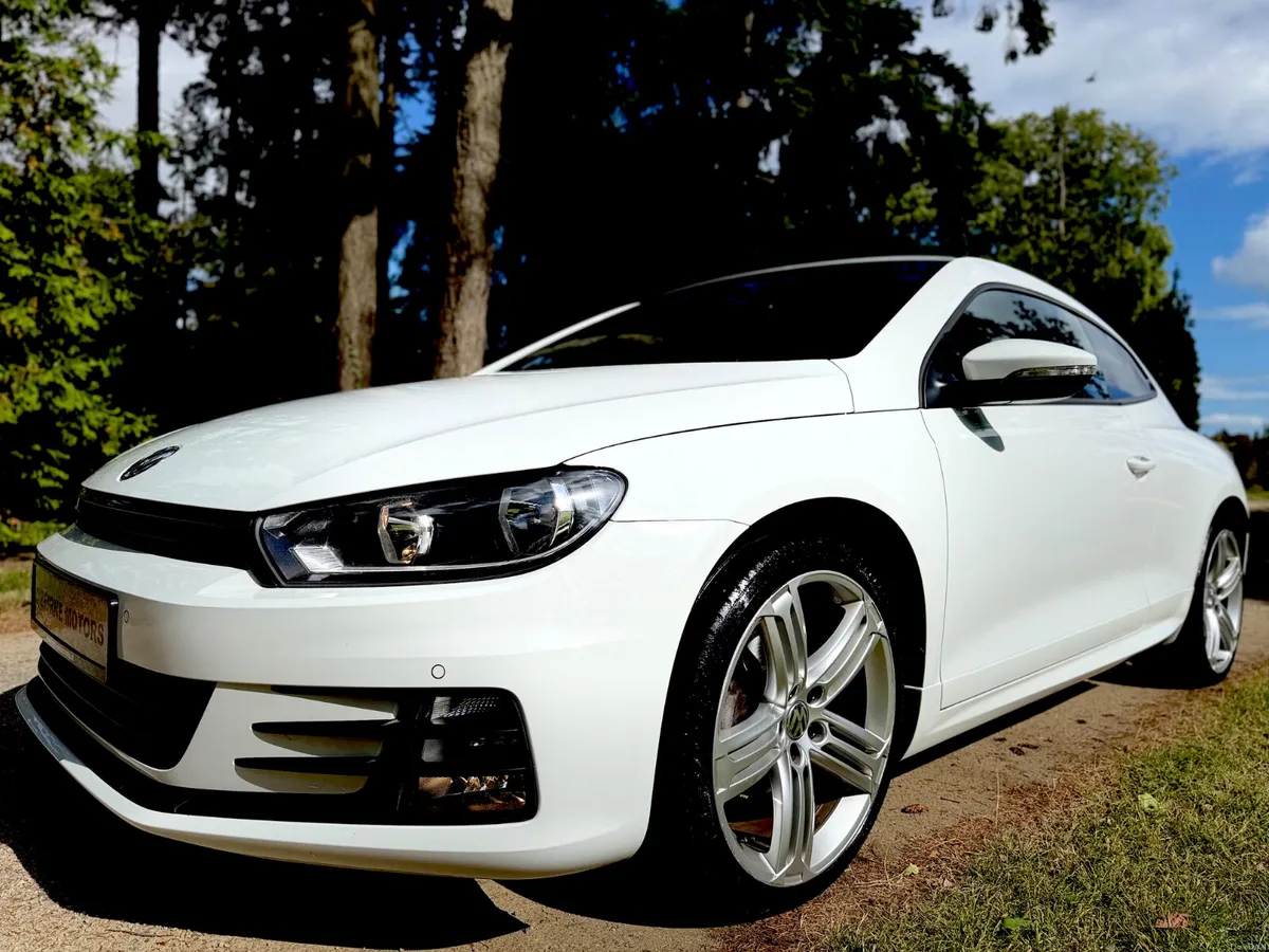2.0TDI 150BHP 6SPD * FULL FACTORY R-LINE * - Image 1