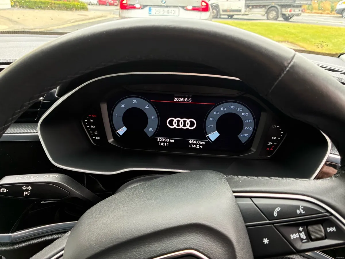 Audi Q3 - Image 6