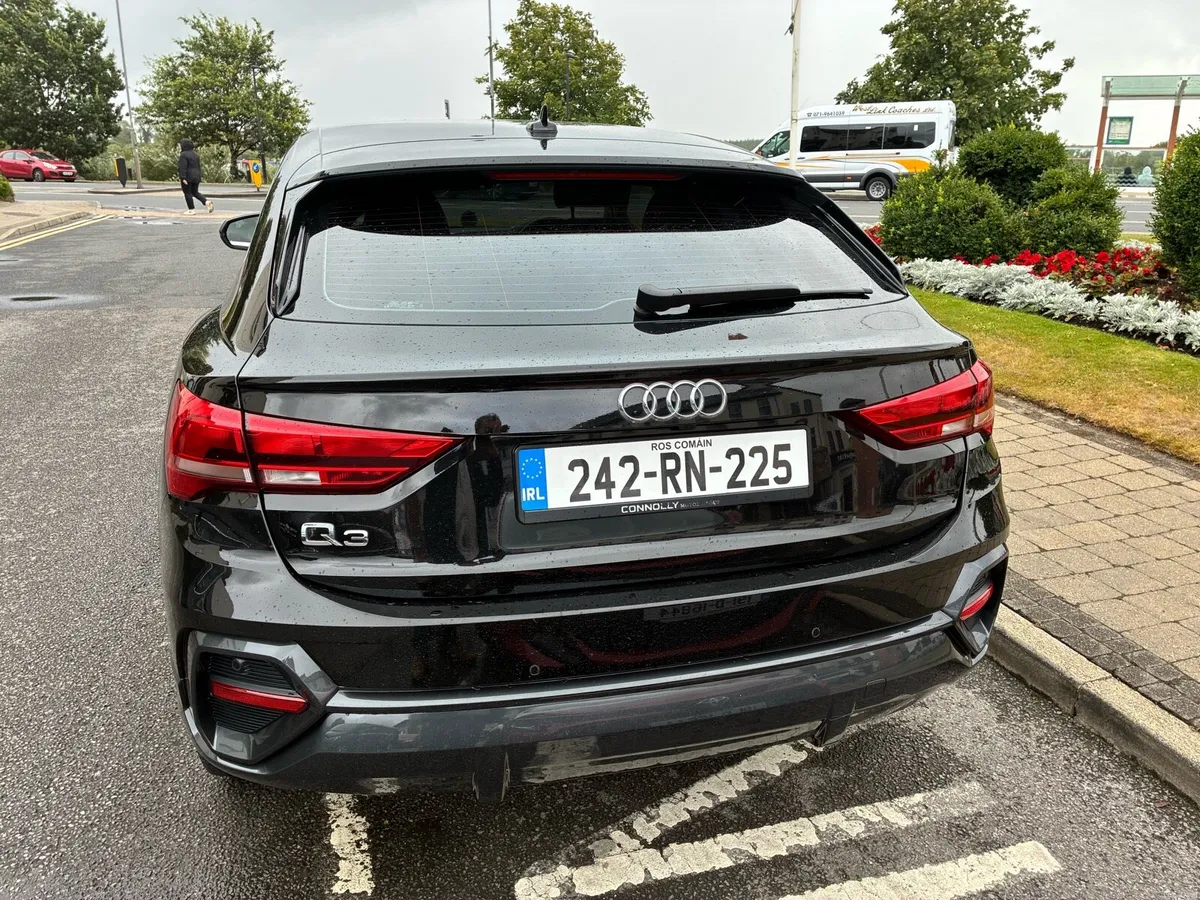 Audi Q3 - Image 3