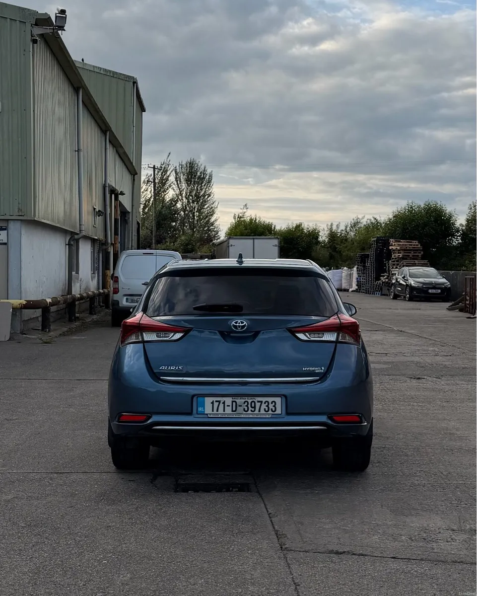 Toyota Auris 2017, LUNA, 1.8 P/HYB, NCT/TAX - Image 4