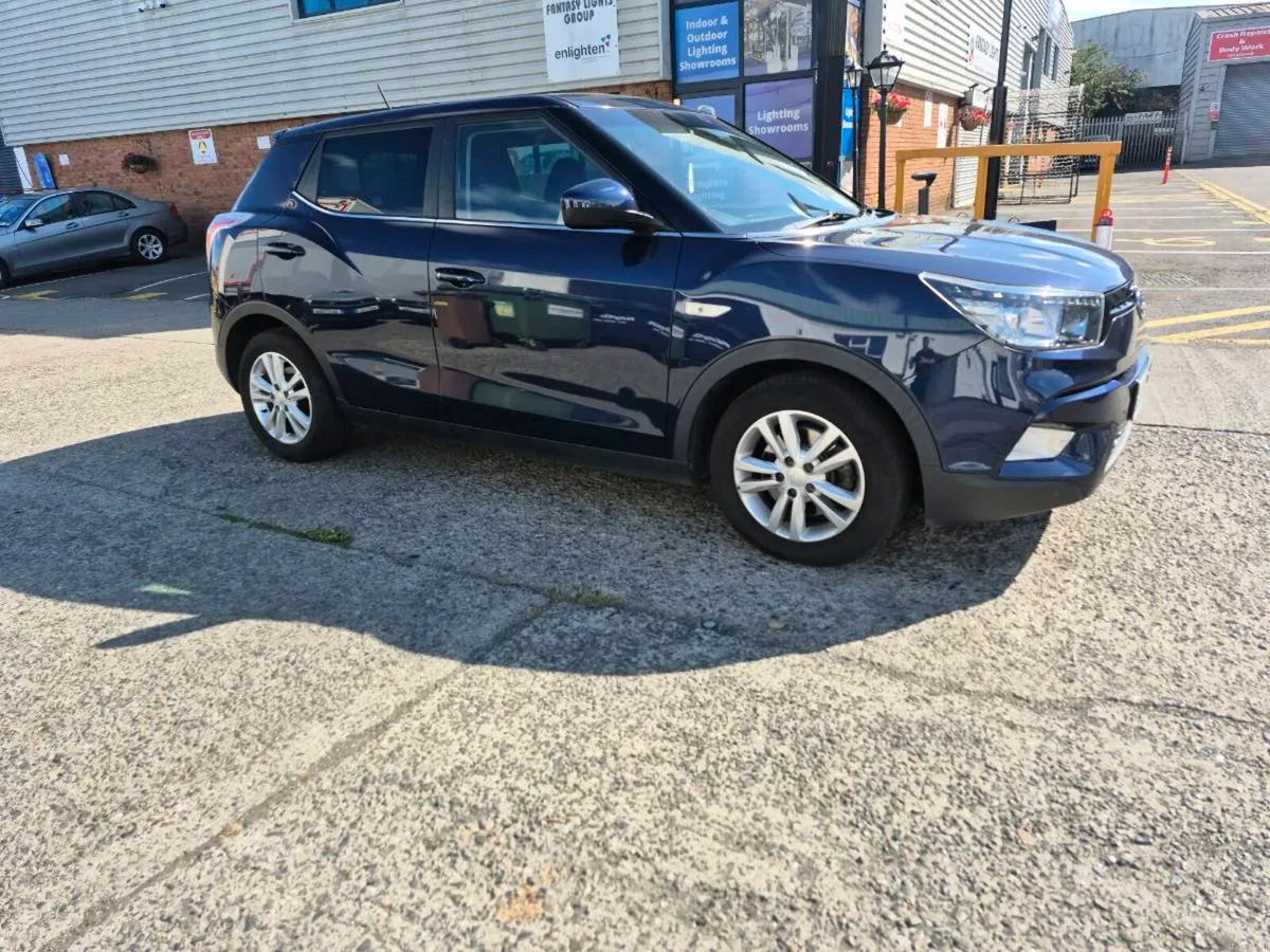 ssangyong tivoli - Image 2