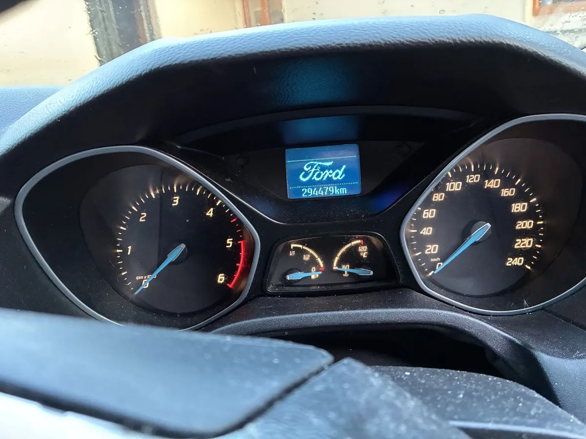 Ford Focus 2012 - Image 5