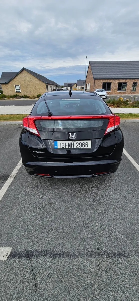 Honda Civic 2013 - Image 5