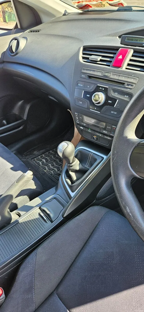 Honda Civic 2013 - Image 6
