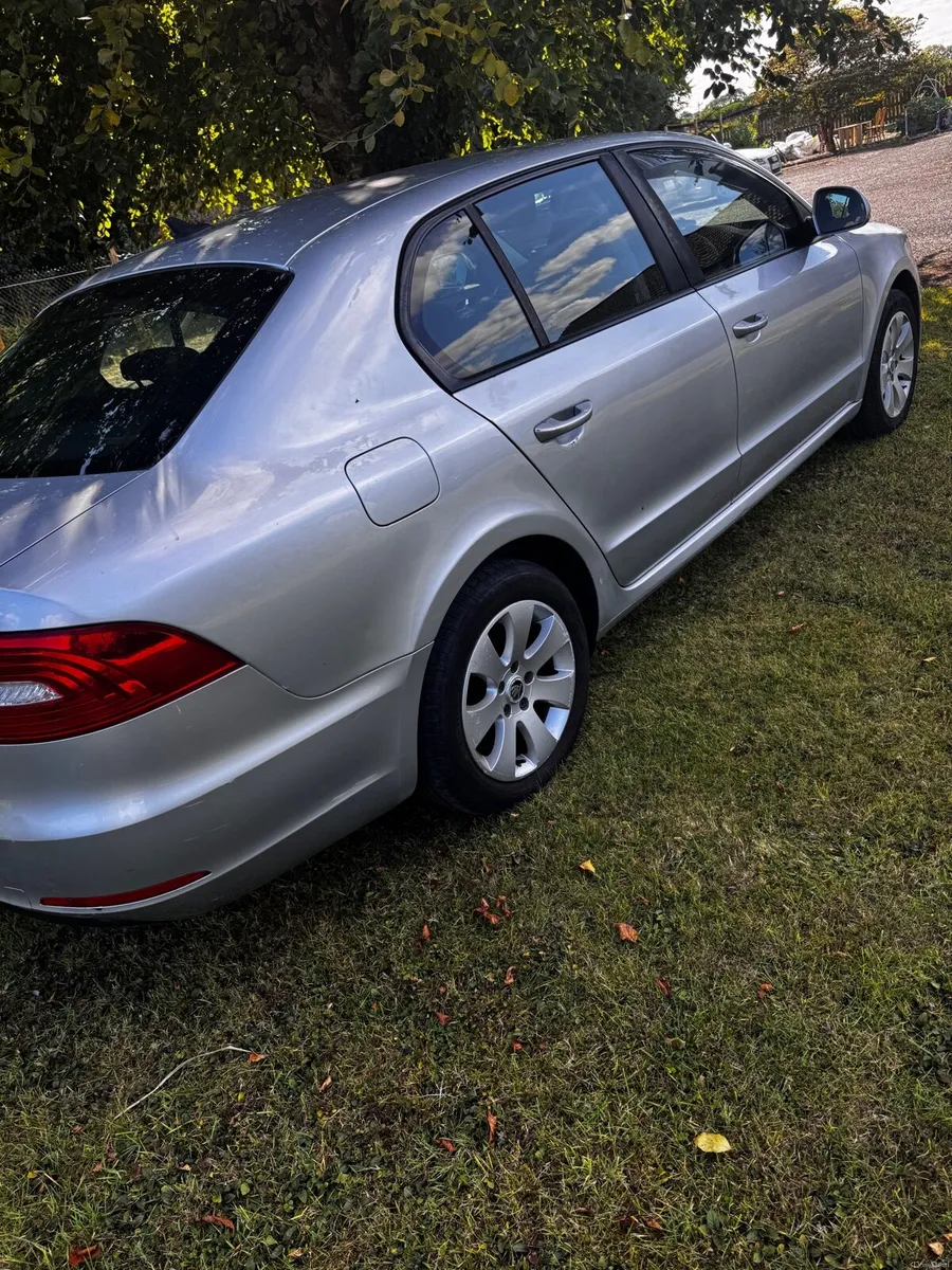 Skoda Superb - Image 5