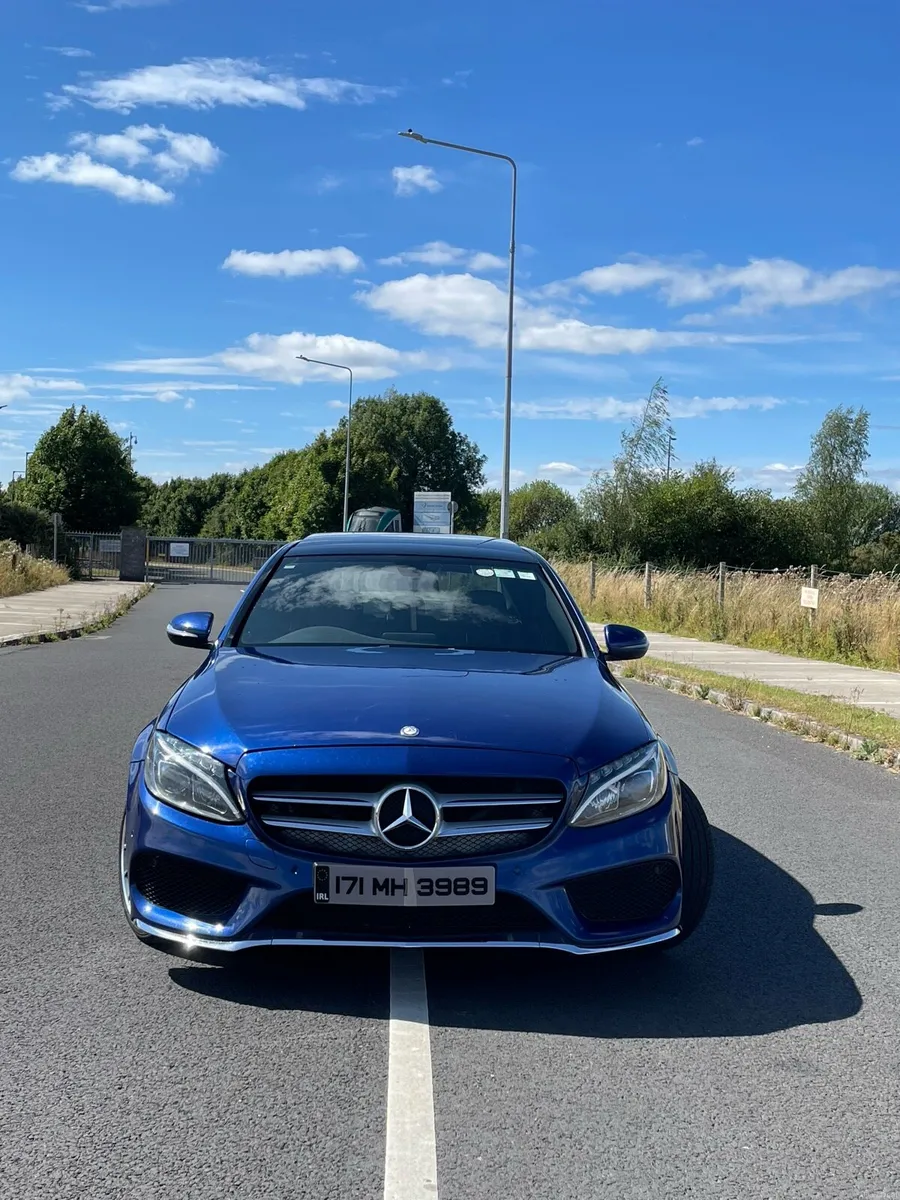 Mercedes C300h AMG Line Premium-240BHP-88,000 KM - Image 2