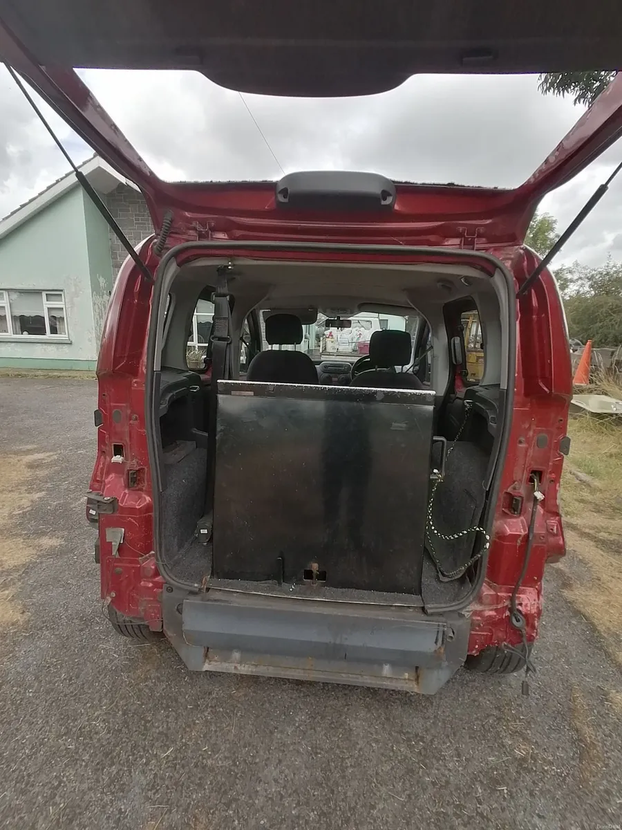 Fiat Qubo 2010 - Image 2