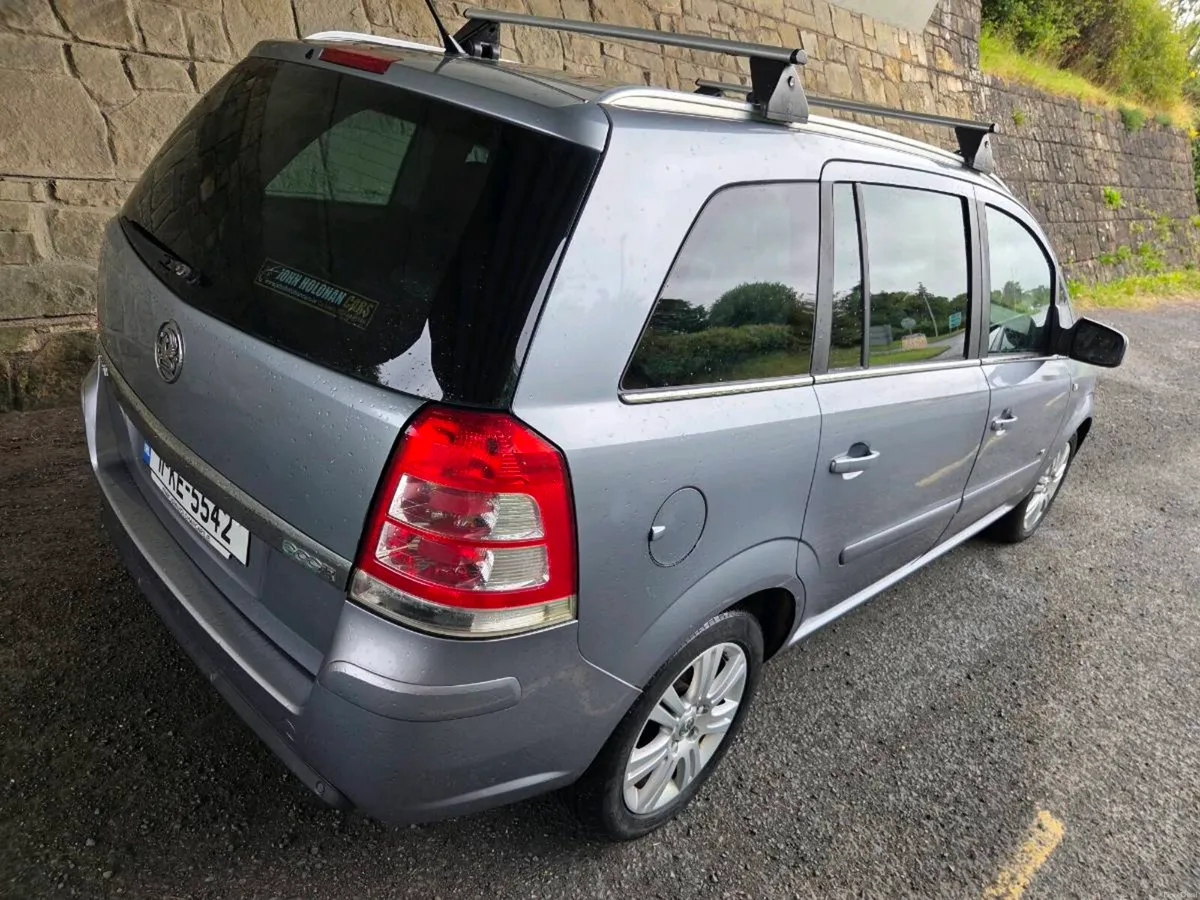 Vauxhall Zafira 2011 - Image 2