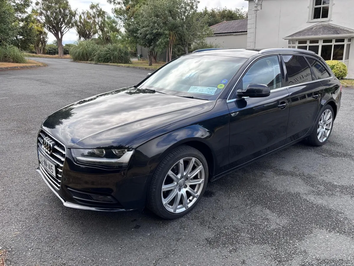 Automatic Audi A4 Estate 2015 - Image 1