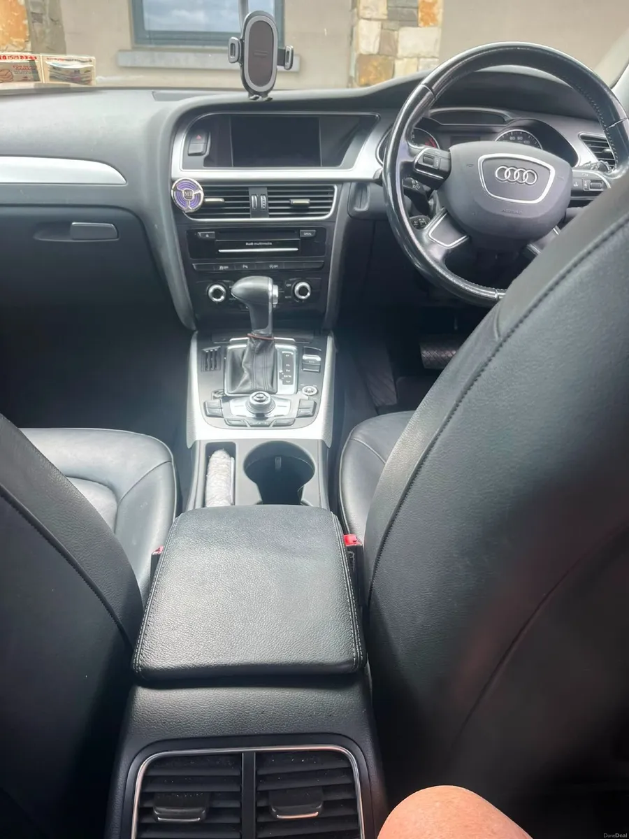 Automatic Audi A4 Estate 2015 - Image 6