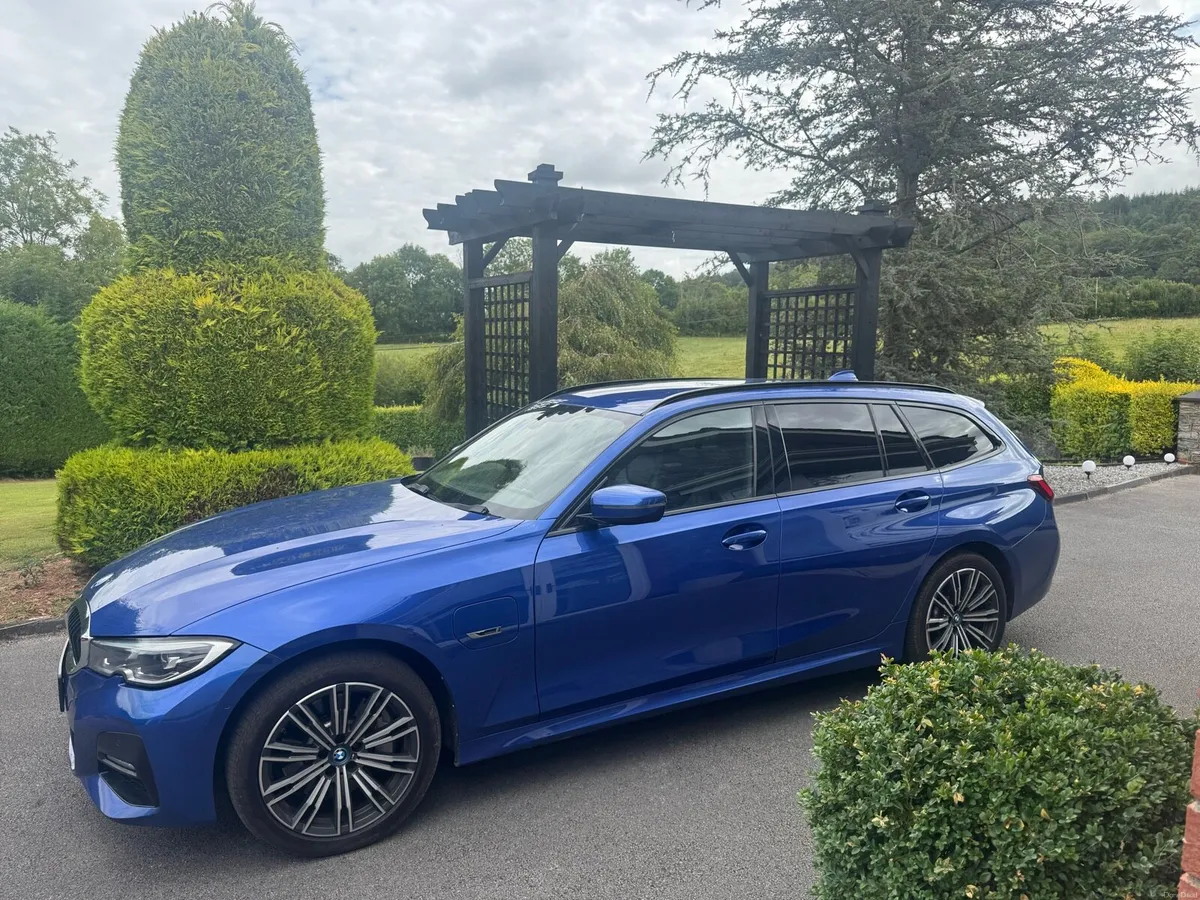 Bmw 330e MSport Xdrive - Image 3