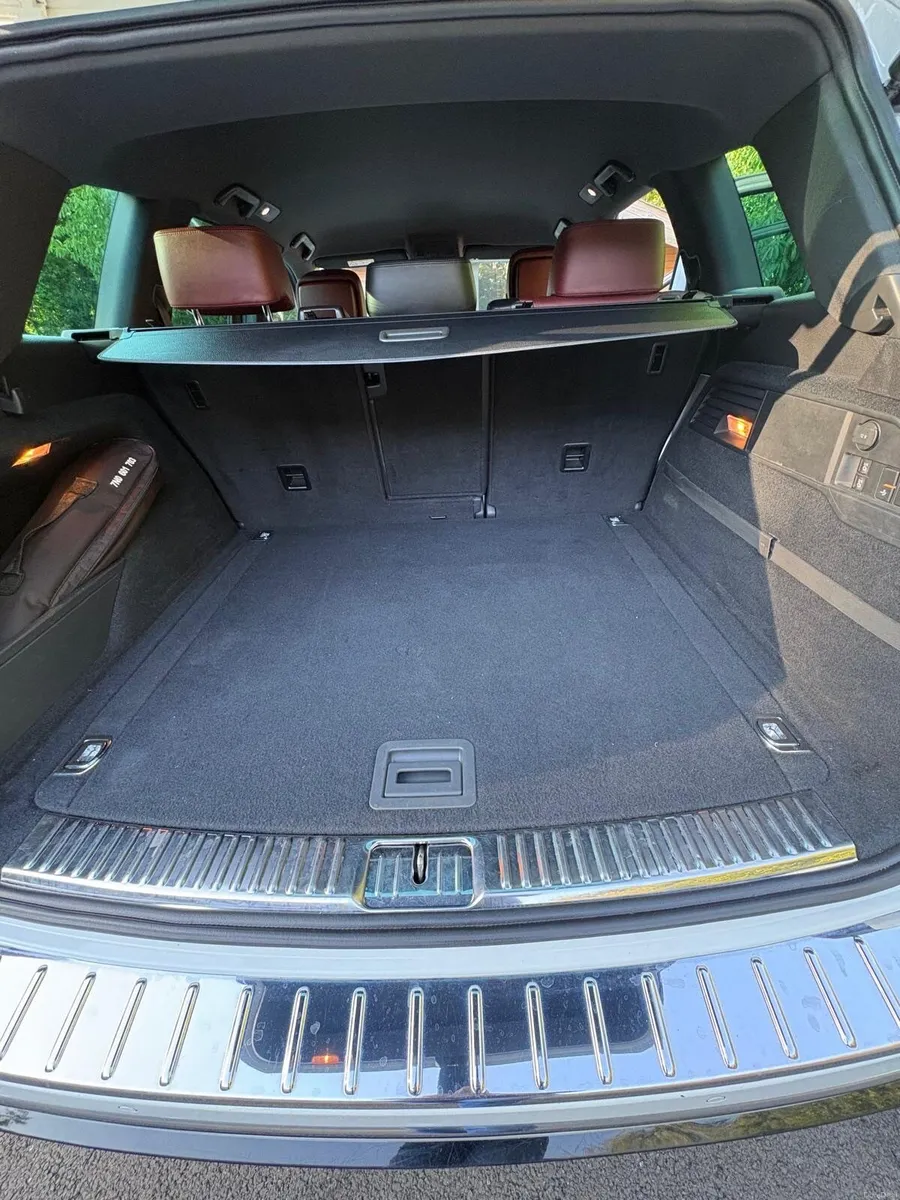 Volkswagen Touareg 2018 V6 R Line - Image 4