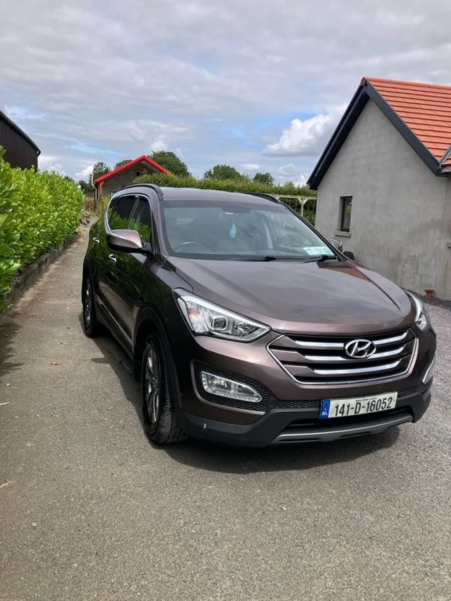 2014 Hyundai Santa Fe - Image 1
