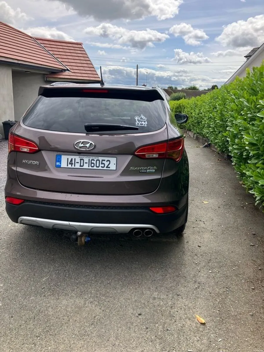 2014 Hyundai Santa Fe - Image 5