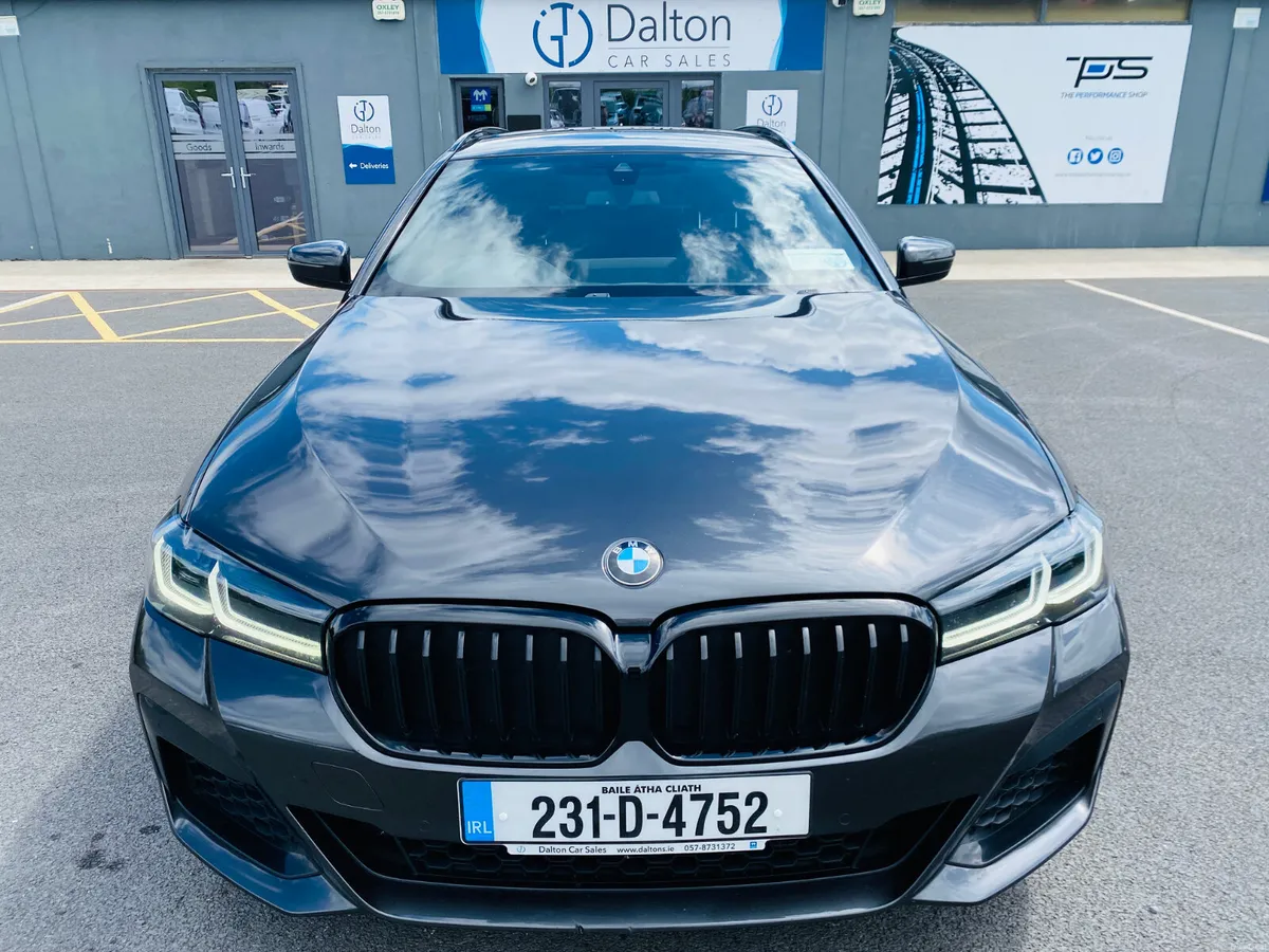 BMW 520d M-SPORT TOURING 2023 (231) - Image 2