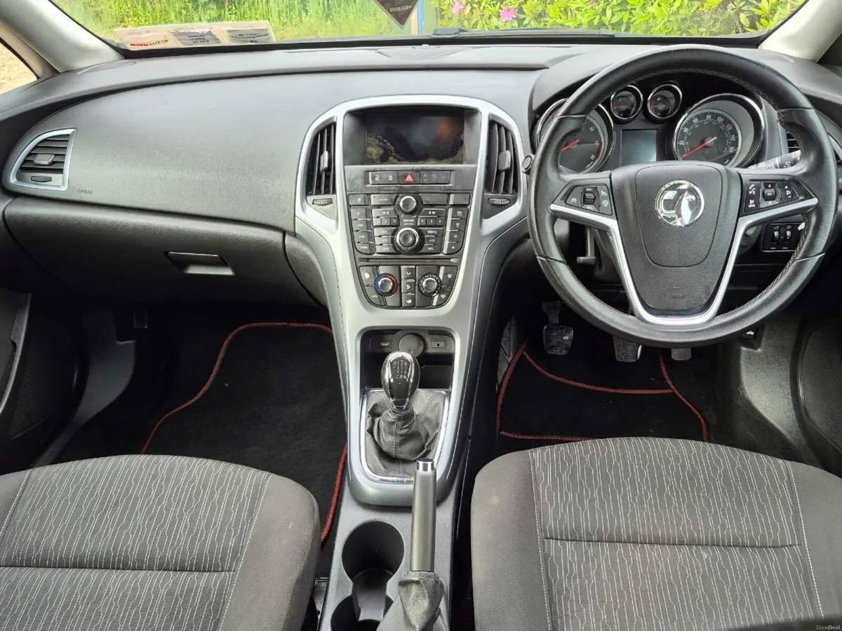 2015 Vauxhall Astra - Image 5